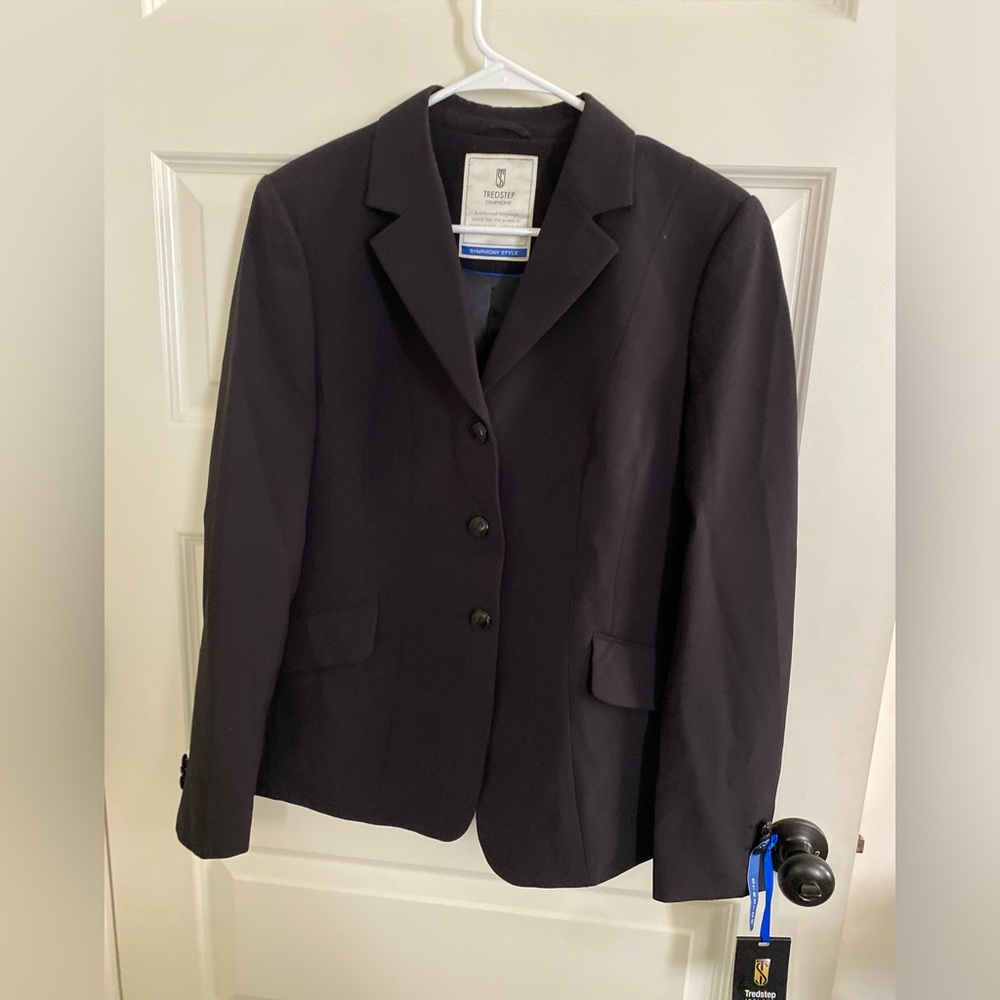 Beautiful black size 6 Treadstep tech fabric, hunt coat.